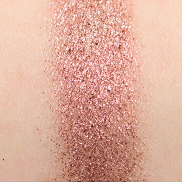 MAC eyeshadow Nude Model - Picture 5 of 11